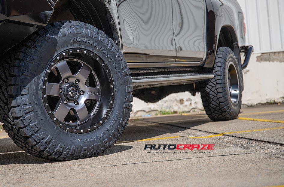 TOYOTA HILUX N80 4WD PODIUM MATTE GUN METAL